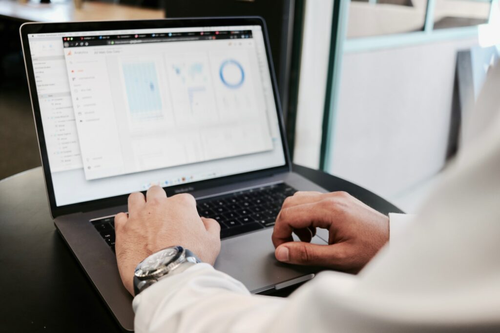 software akuntasi terbaik